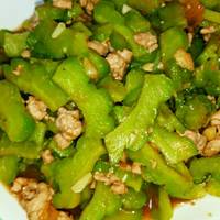 มะระผัดไข่