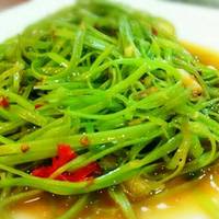 ผัดผักบุ้งไฟแดง