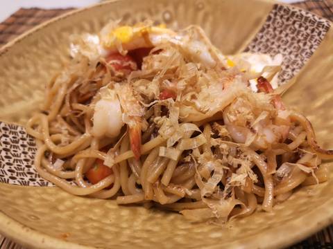 ยากิโซบะกุ้ง ไข่ดาว recipe step 3 photo