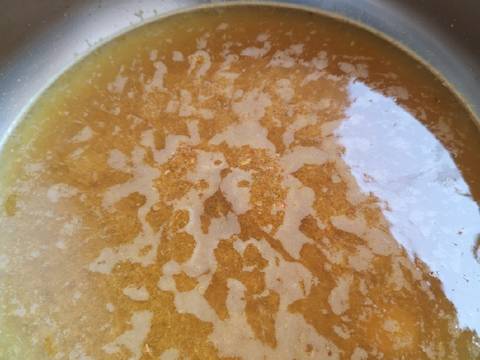 แกงส้มไข่ชะอมกุ้ง แบบเด็กหอ recipe step 4 photo