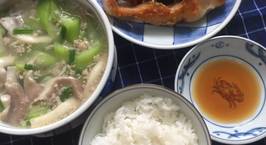 Hình ảnh món Bữa trưa canh mướp nấu nấm & cá chiên