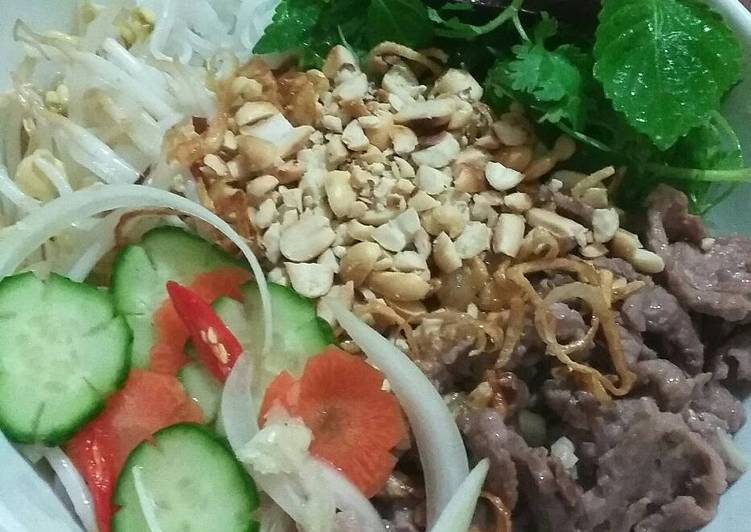 Bún bò nam bá» hình Äại diá»n món