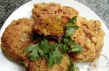 Bánh bí đỏ chiên giòn