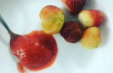Healthy strawberry sorbet