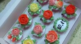 Hình ảnh món Cupcake hoa làm bằng socola