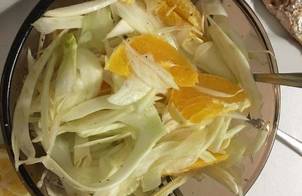 Salad cam trộn củ hồi (fennel)