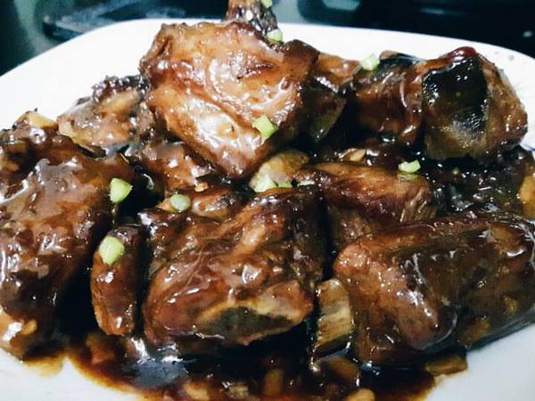 Sườn xào chua ngọt