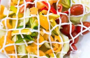 Salad rau quả dành cho người ăn kiêng