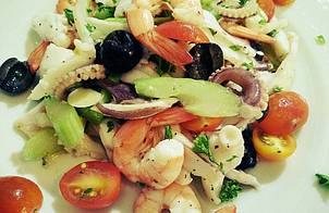 Salad Hải Sản Thanh Mát