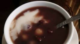 Hình ảnh món Chè đậu đen,nước cốt dừa,trân châu đậu xanh