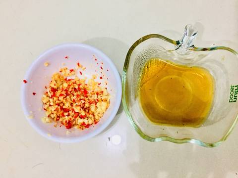 Đậu phộng rang tỏi ớt 🥜 recipe step 2 photo