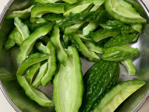 Khổ qua kho tiêu “ kho chay” bước làm 1 hình