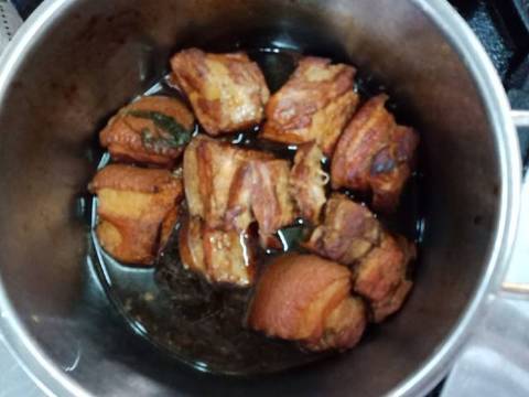 BUTA KAKUNI (Thịt heo kho tàu kiểu Nhật) recipe step 5 photo