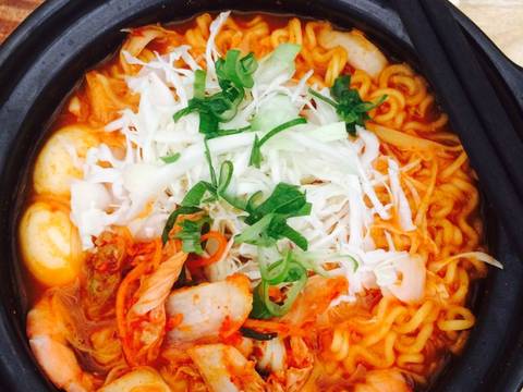 Mì hải sản Hàn Quốc recipe step 4 photo