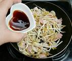 Hình ảnh bước 3 Thịt Hun Khói Xào Giá 베이컨 숙주 볶음 Bếp Nhà Choi Unsu Tiếp Tục Gửi