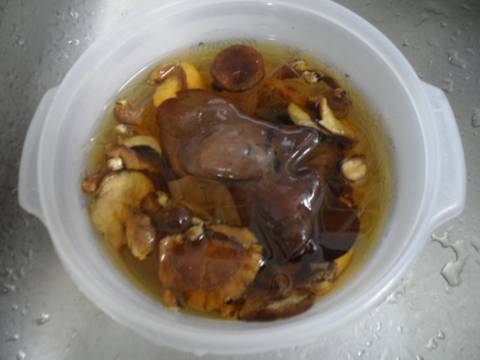 Lươn um nước dừa recipe step 2 photo