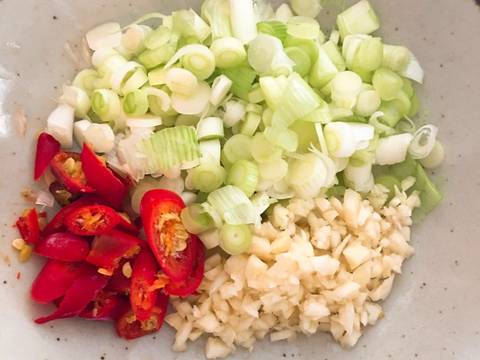 Mực Rang Muối (Salt&Pepper Squid) 🌶🌶 recipe step 4 photo