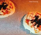 Hình ảnh bước 4 Mini Spider Pizzas- Halloween
