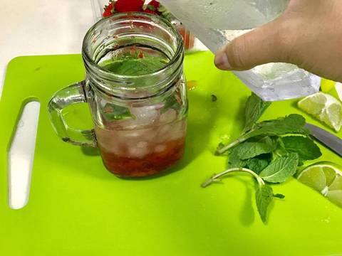 Strawberry 🍓 & Coconut Mojito Mocktail recipe step 7 photo
