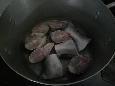 Cá Basa kho thơm recipe step 2 photo