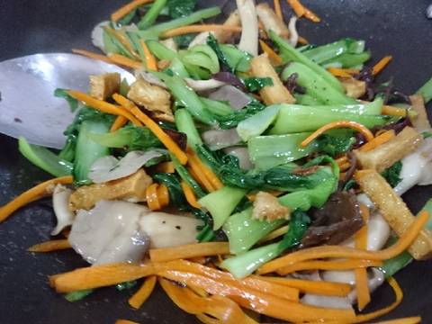 Bún gạo lứt xào chay bước làm 3 hình