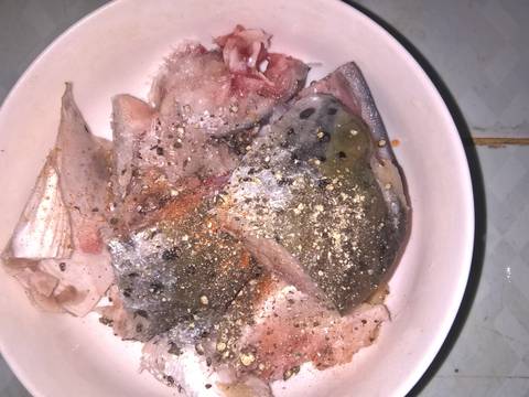 Đầu cá hồi nấu măng recipe step 1 photo