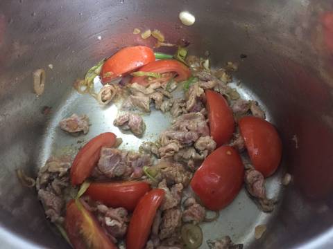 Canh dưa cải chua dùng nồi ủ recipe step 3 photo