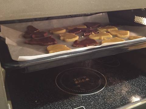 Bánh qui Halloween - kiểu dễ cho người mới làm bánh recipe step 11 photo
