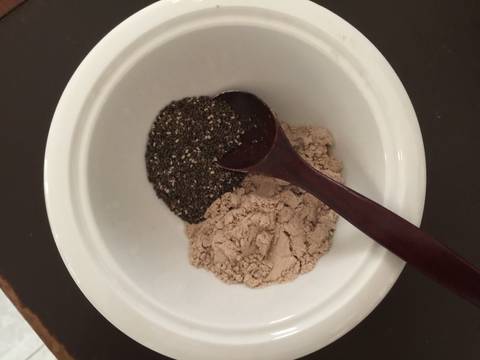 Bột gạo lứt và hạt CHIA recipe step 1 photo