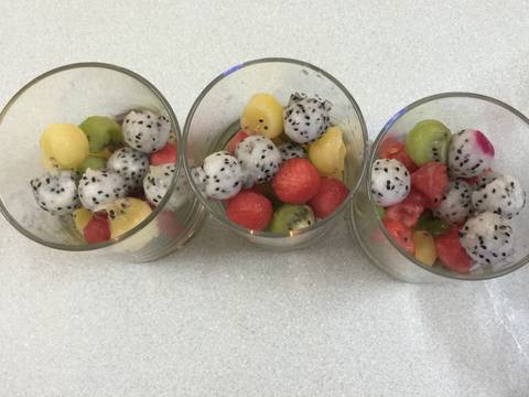 Sinh tố 4 màu với hạt chia recipe step 3 photo