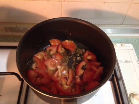 Mực nhồi thịt sốt cà chua recipe step 5 photo