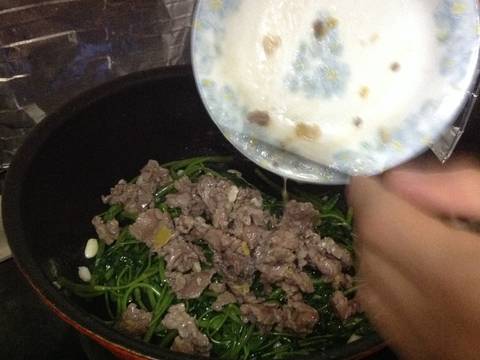 Thịt trâu xào rau muống recipe step 5 photo