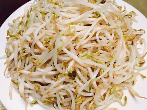 Bún bò xào Nam Bộ bước làm 2 hình