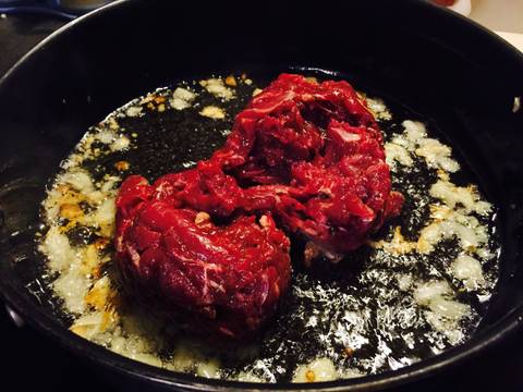 Bún bò xào Nam Bộ bước làm 7 hình