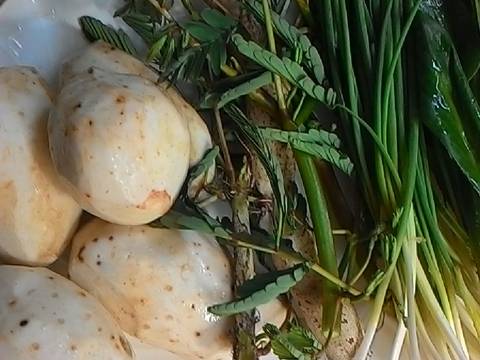 Canh xương khoai sọ rau rút recipe step 1 photo