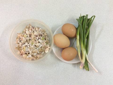 Trứng chiên hải sản recipe step 1 photo