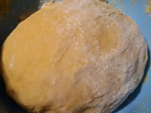 Bánh Mỳ Ngọt Gubana recipe step 2 photo
