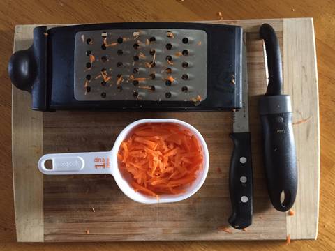 [Ăn kiêng] Bánh Bắp Cà-rốt recipe step 2 photo