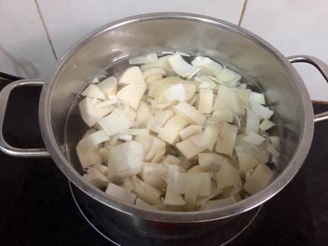 Thịt vịt kho măng recipe step 3 photo