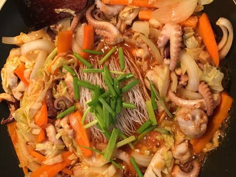 Món Ngon Tiện Lẹ - Bạch Tuộc Sốt Cay Hàn Quốc recipe step 6 photo