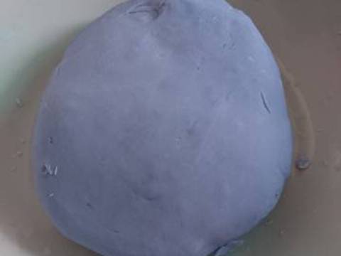 Chè bột lọc bọc dừa màu hoa đậu biếc recipe step 2 photo
