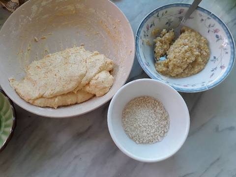 Bánh Bí đỏ nhân hạt kê yến mạch cho bé recipe step 1 photo