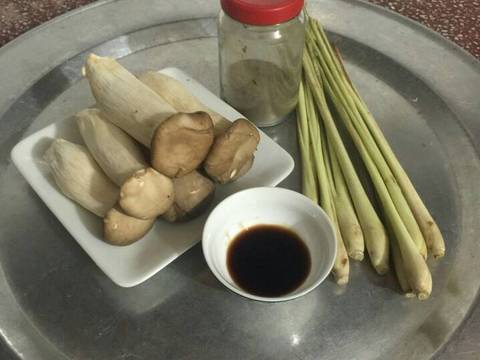 Nấm đùi gà áp chảo recipe step 1 photo