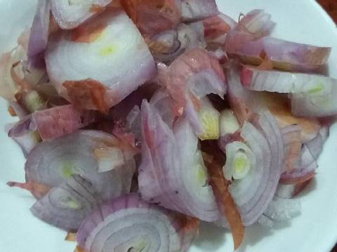 Canh cải cúc nấu với cà chua và thịt băm 😙 recipe step 2 photo