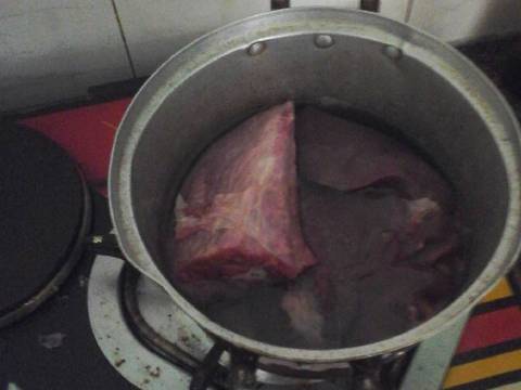 Phổi gan lòng lợn luộc chấm mắm cộng với rau bắp cải luộc recipe step 3 photo