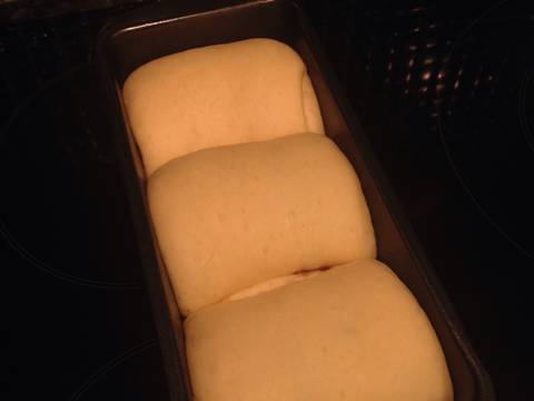 Bánh Mỳ Ngọt ! Hokkaido Milk Bread recipe step 6 photo