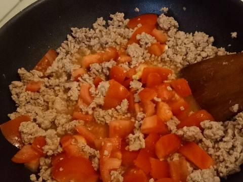 Bắp cải xào thịt xay, cà chua recipe step 1 photo
