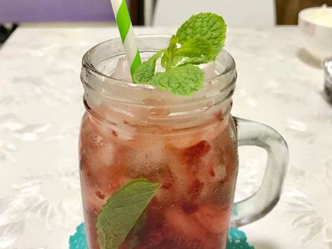 Strawberry 🍓 & Coconut Mojito Mocktail recipe step 9 photo