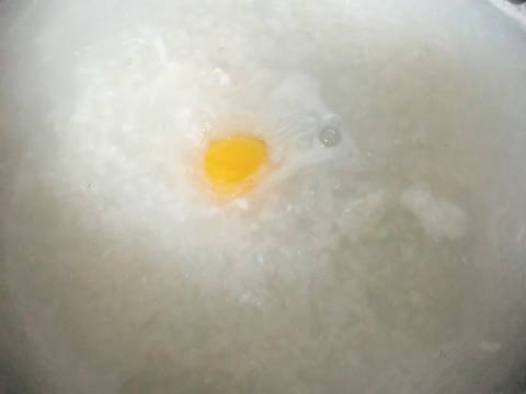 Cháo Trứng Gà Thả recipe step 2 photo