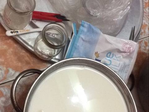 Sữa chua dẻo tự ủ bằng nồi cơm điện recipe step 3 photo